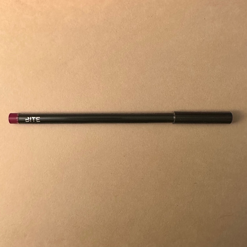 BITE BEAUTY Lip Pencil - #090